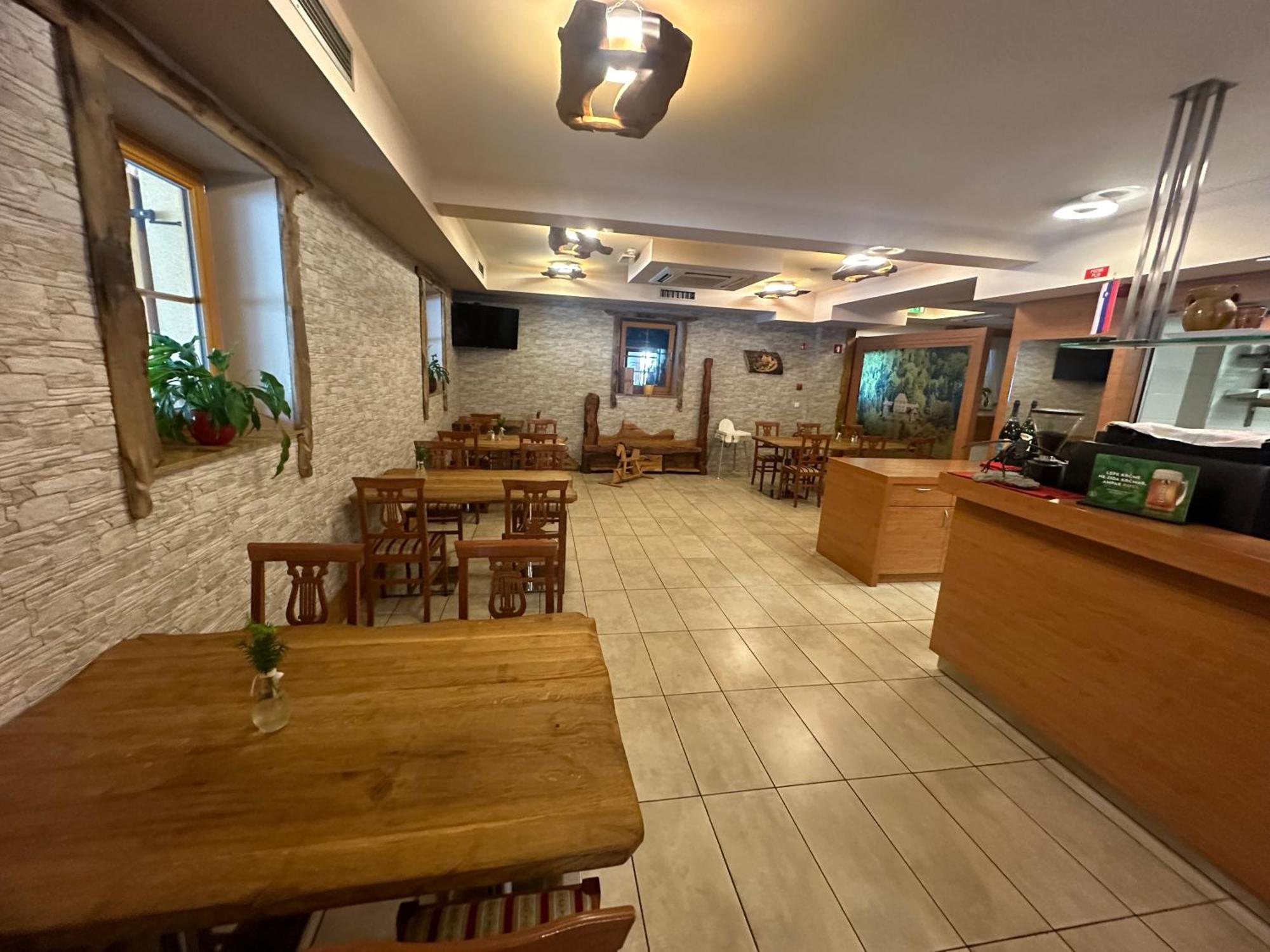 Domacija Vodnik & Apartments Cerklje na Gorenjskem Exterior foto